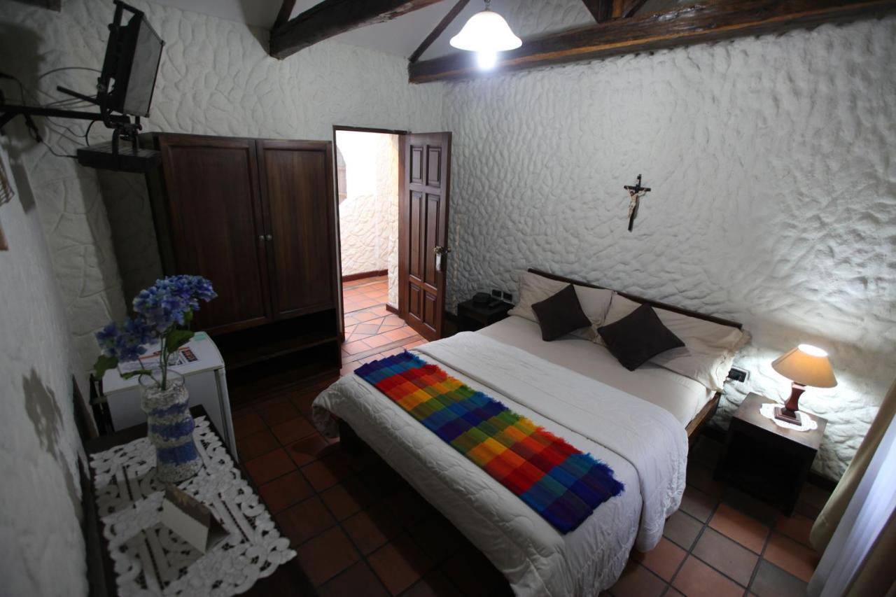 Hotel Quito Antiguo Extérieur photo